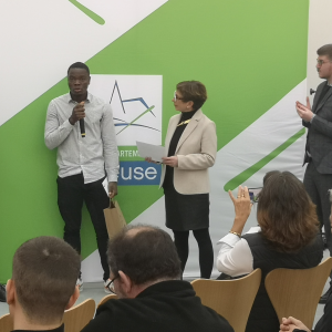 6577128e952f67.44482624_carre.png (128 KB)